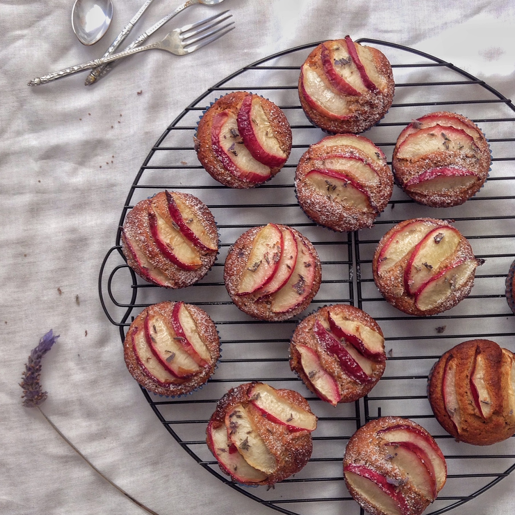 Pastelitos-nectarina-almendra